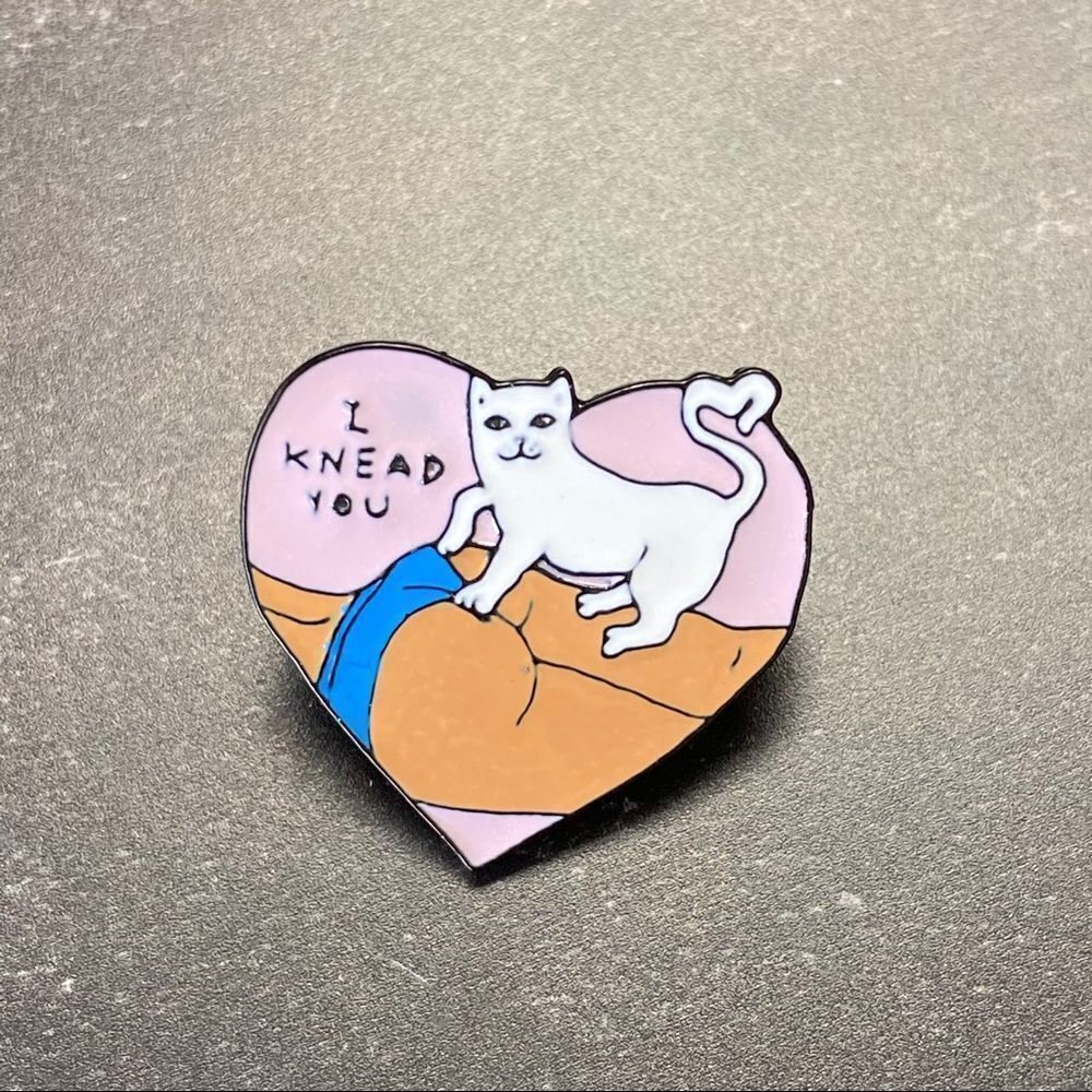 I Knead You Enamel Pin/ Brooch Lapel - Picture 2 of 6